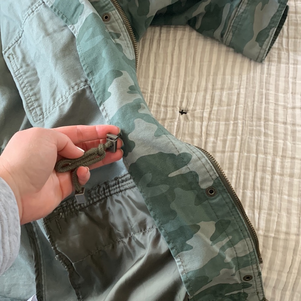 Universal Thread Camo jacket - Picture 4 of 4